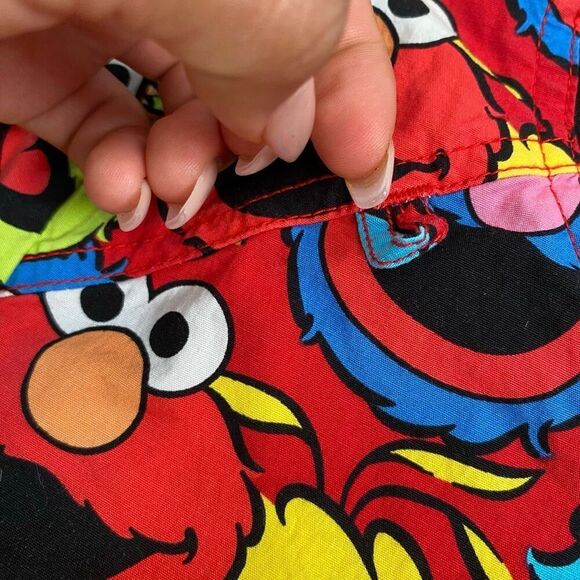 Sesame Street Scrub Top Elmo Big Bird Cookie Monster Oscar Size M - Picture 8 of 9